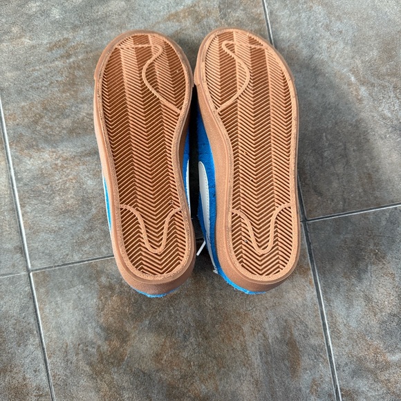 Nike Blazer Low ‘77 Blue Suede Low Top Sneakers – Women’s size 7 - Picture 4 of 4